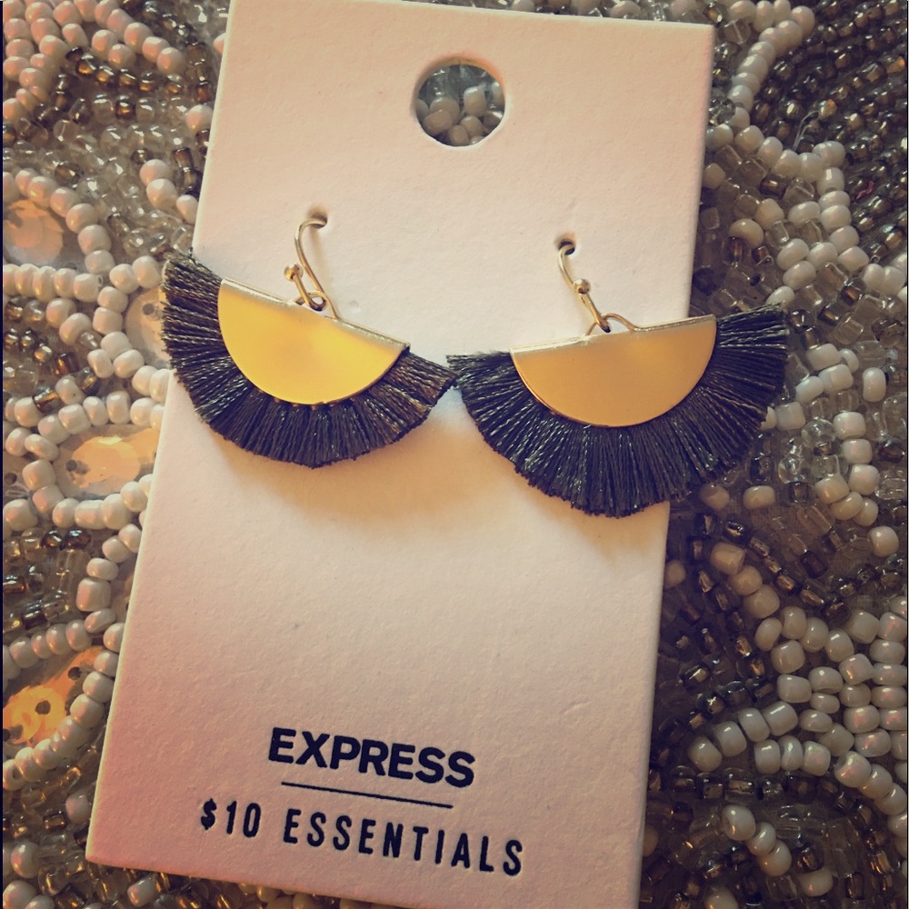 Express Essential Earrings